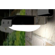 Solar motion sensor light